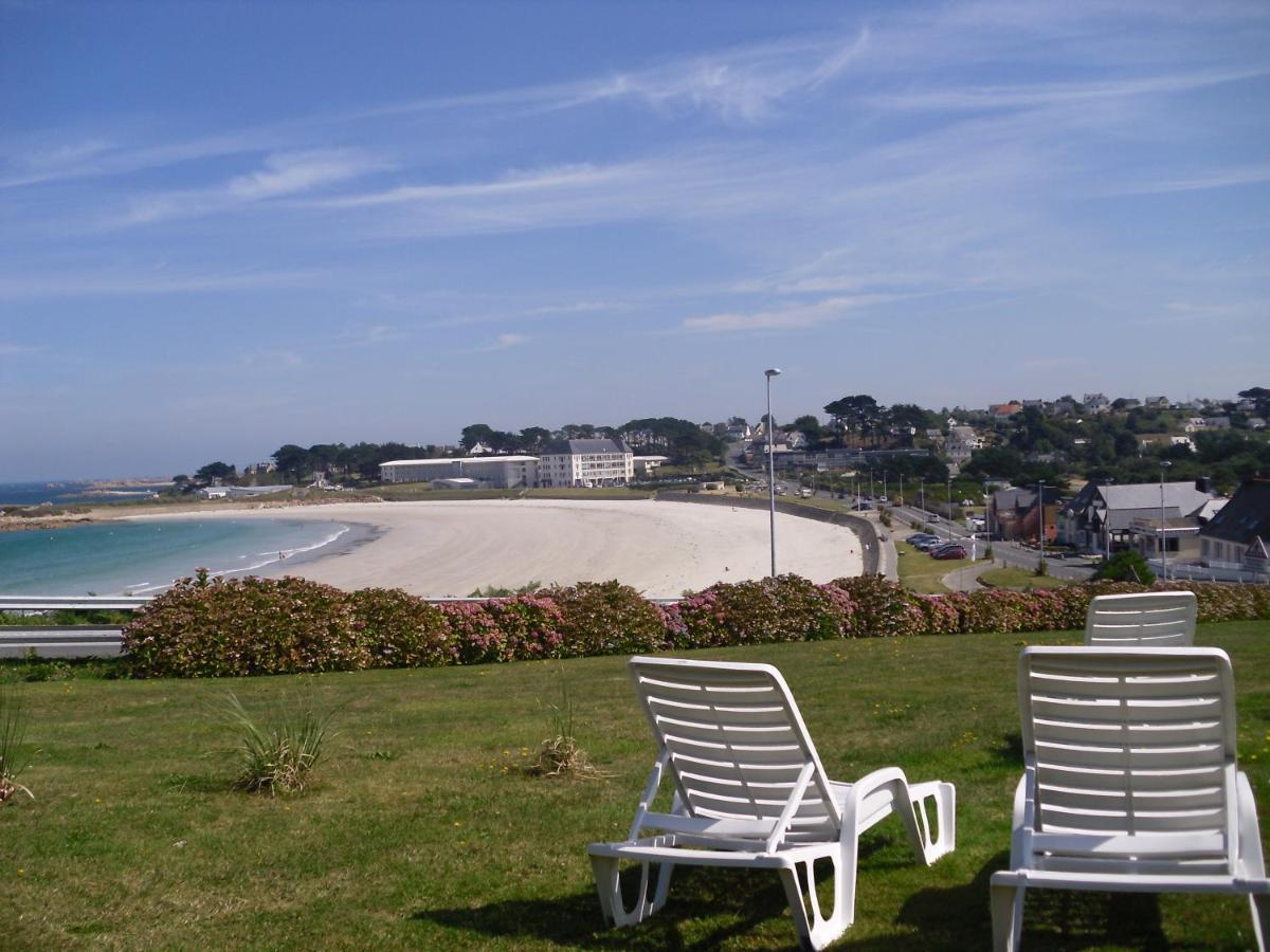 Holiday home Maison 6 Pers Belle Vue Piscine, A 40 M Trevou-Treguignec