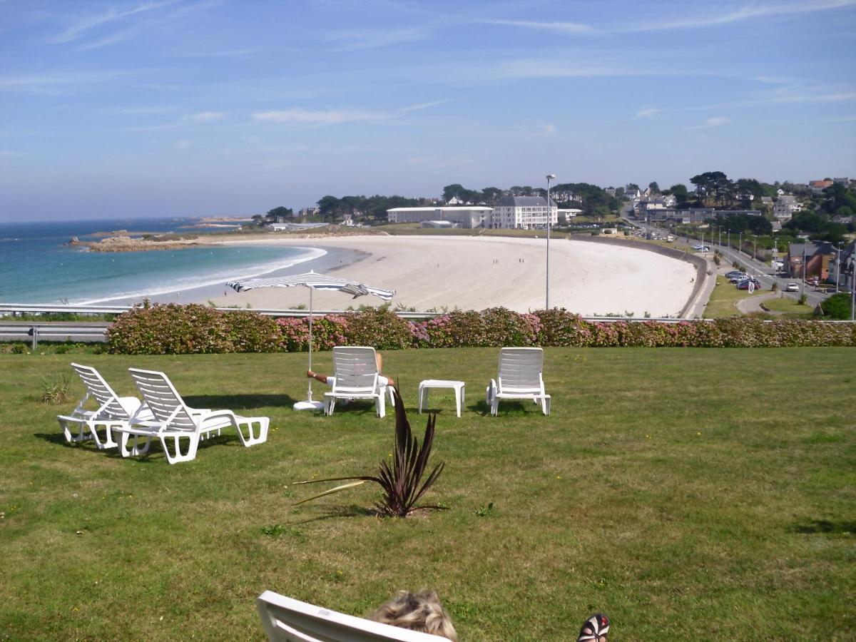 Holiday home Maison 6 Pers Belle Vue Piscine, A 40 M Trevou-Treguignec