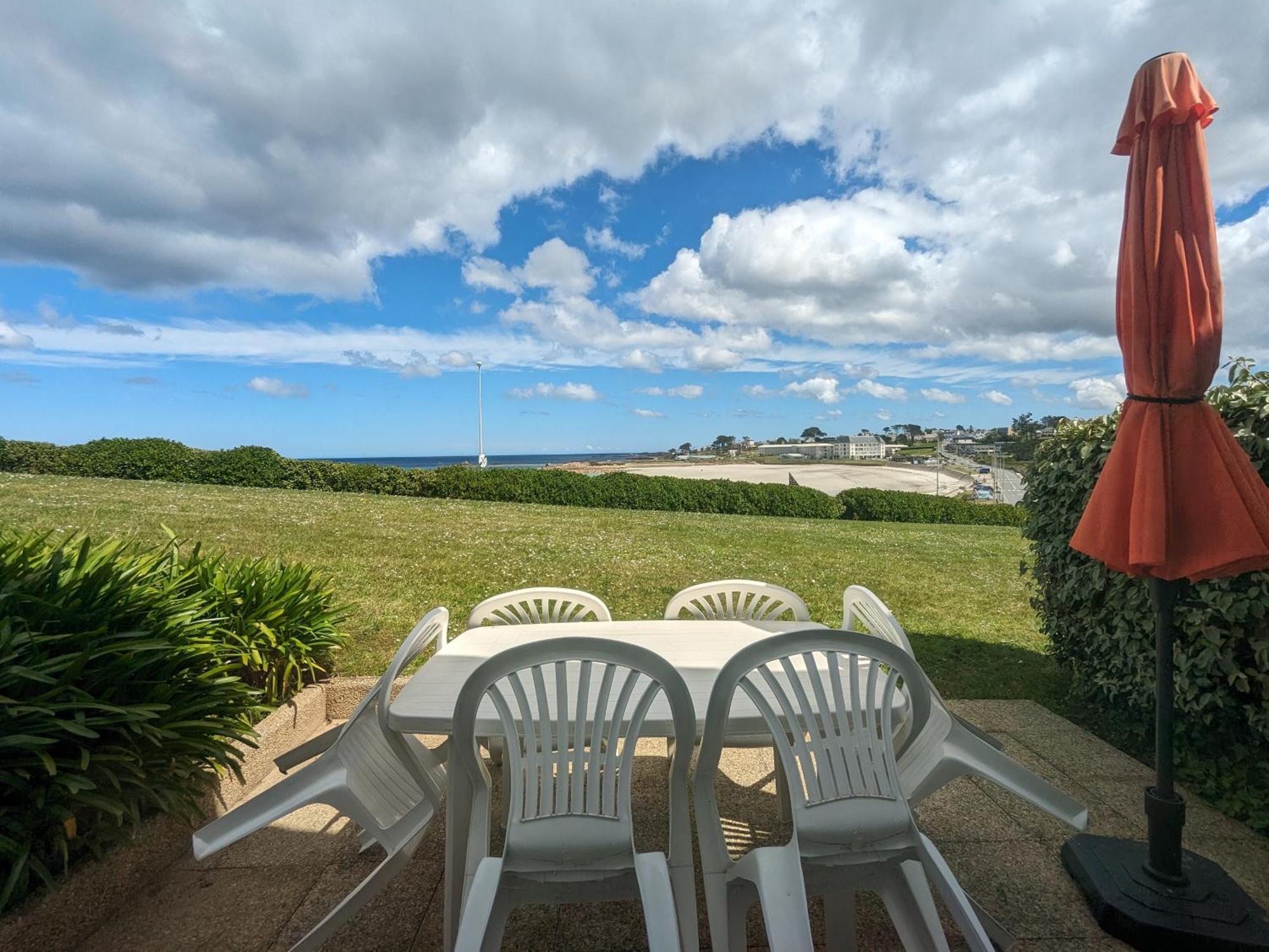 Maison 6 Pers Belle Vue Piscine, A 40 M Trevou-Treguignec